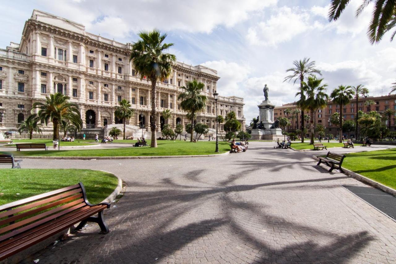 Room 94 Piazza Di Spagna Rome Exterior photo